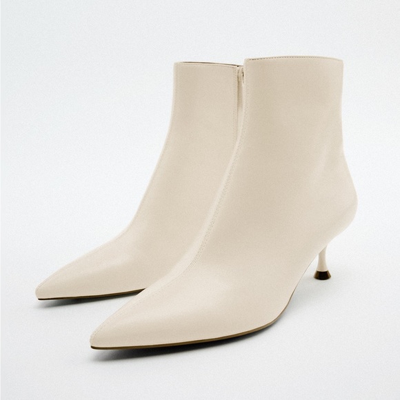 ✨ZARA✨Kitten Heel Ankle Boots - Picture 1 of 6
